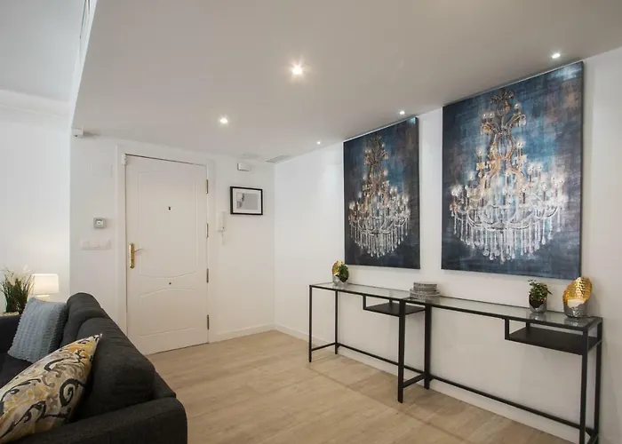 Διαμέρισμα Stylish *new* In W/ 4 Bedrooms Αλικάντε