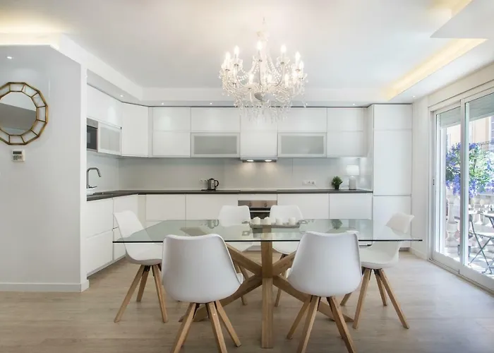 Διαμέρισμα Stylish *new* In W/ 4 Bedrooms Αλικάντε