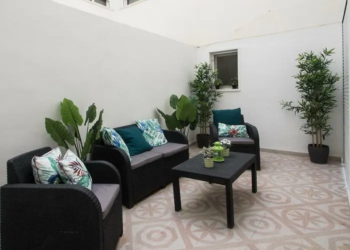 Διαμέρισμα Stylish *new* In W/ 4 Bedrooms