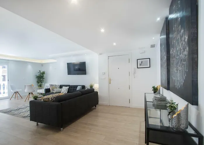 Stylish *new* In W/ 4 Bedrooms Διαμέρισμα *