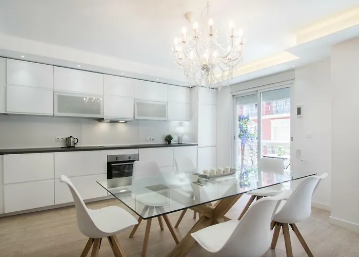 Stylish *new* In W/ 4 Bedrooms Διαμέρισμα Αλικάντε