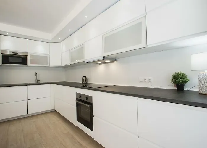 Διαμέρισμα Stylish *new* In W/ 4 Bedrooms